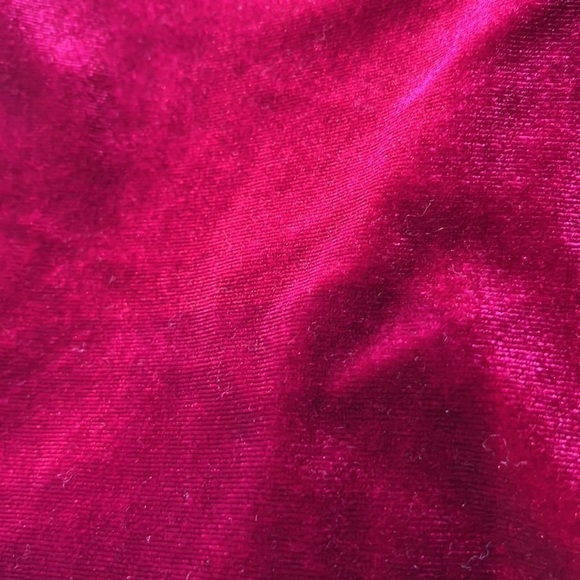 Guess off shoulder long sleeve Velvet shirt, size medium - Picture 5 of 5